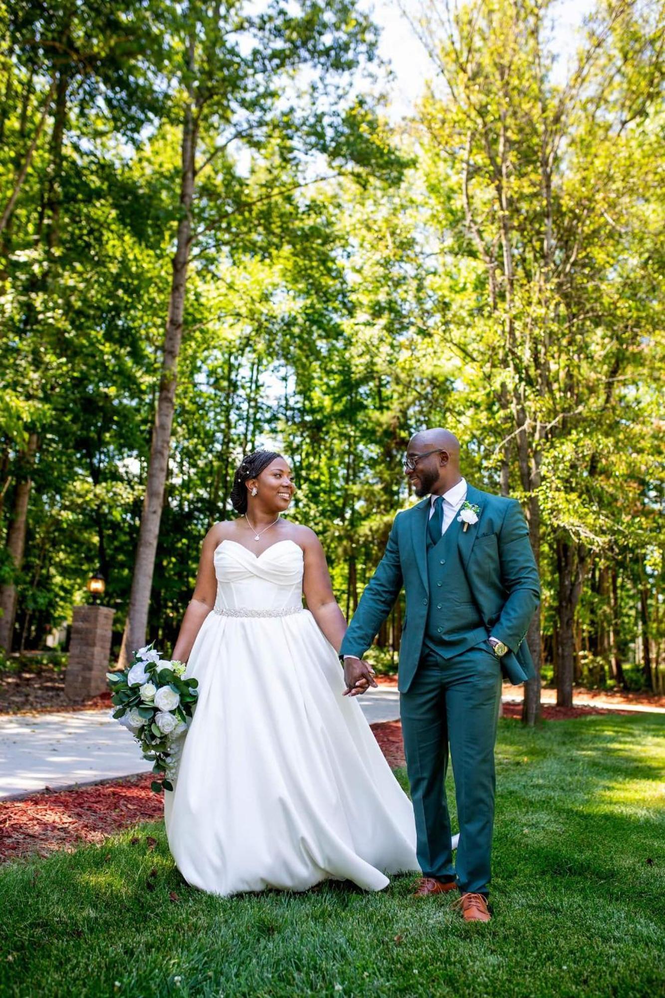 Whisper Chateau Weddings Reunions Groups 75 Plus غرينزبورو المظهر الخارجي الصورة